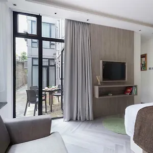 https://eaton-residences-village-road.getmacauhotels.com